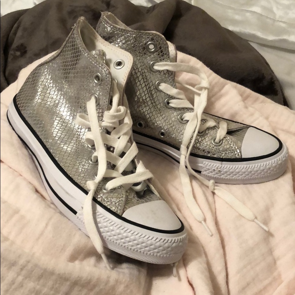 Converse hi top